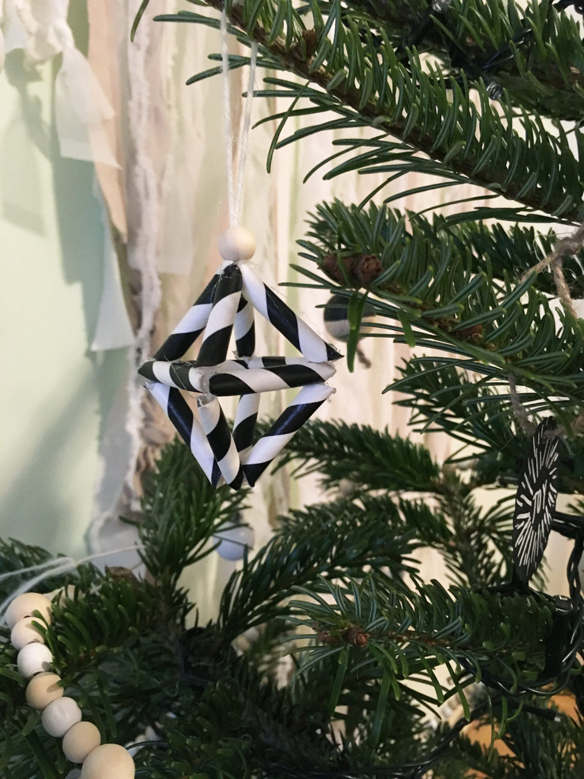 DIYChristbaumdekoration im skandinavischen Stil