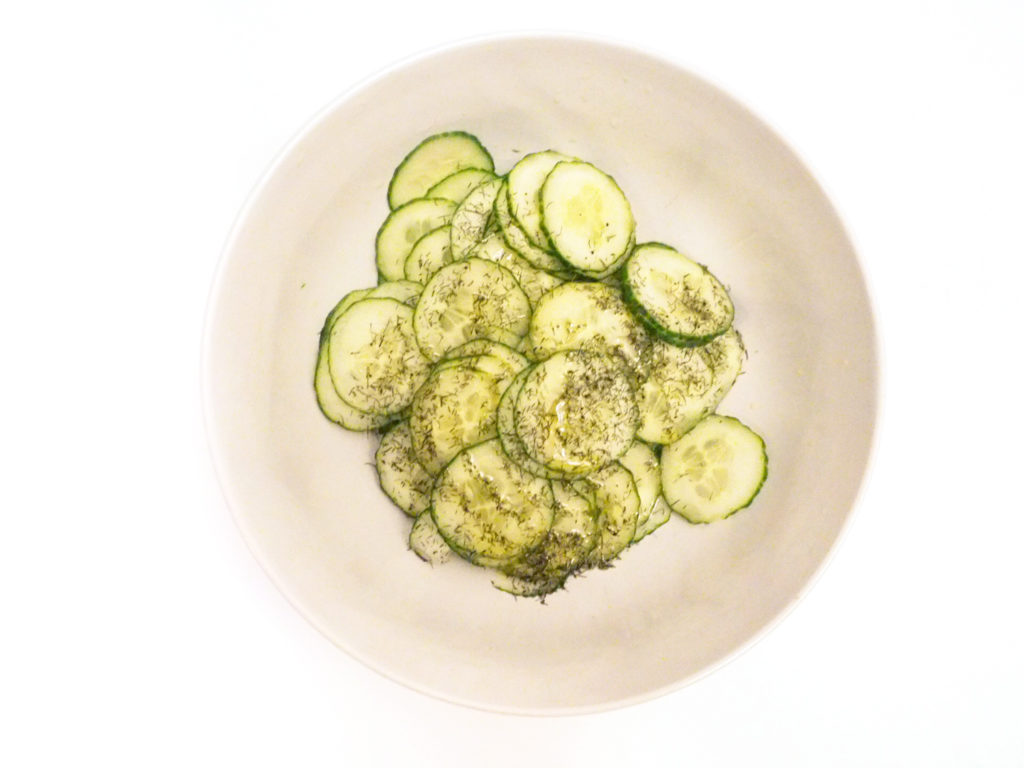 gesunder-fitness-gurkensalat