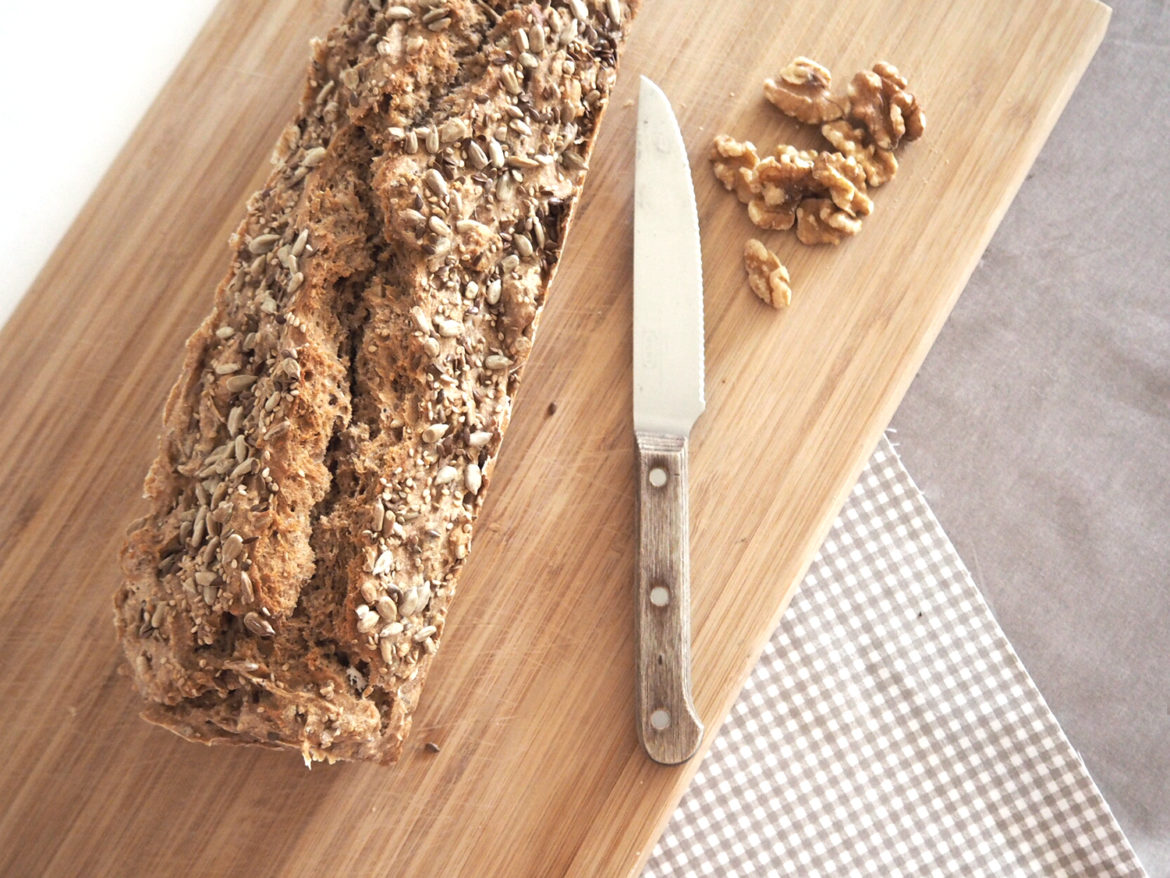 gesundes-fitness-vollkornbrot-backen