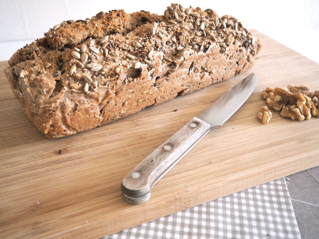 gesundes-fitness-vollkornbrot-backen