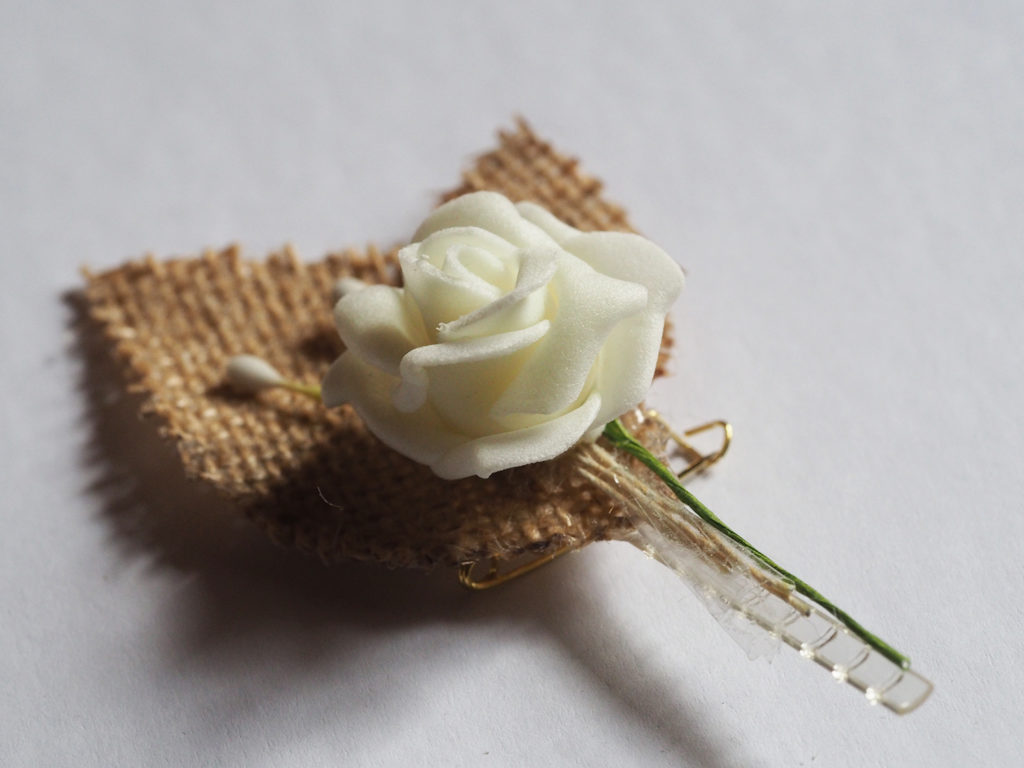 Machen material selber hochzeitsanstecker Anstecker Hochzeit: