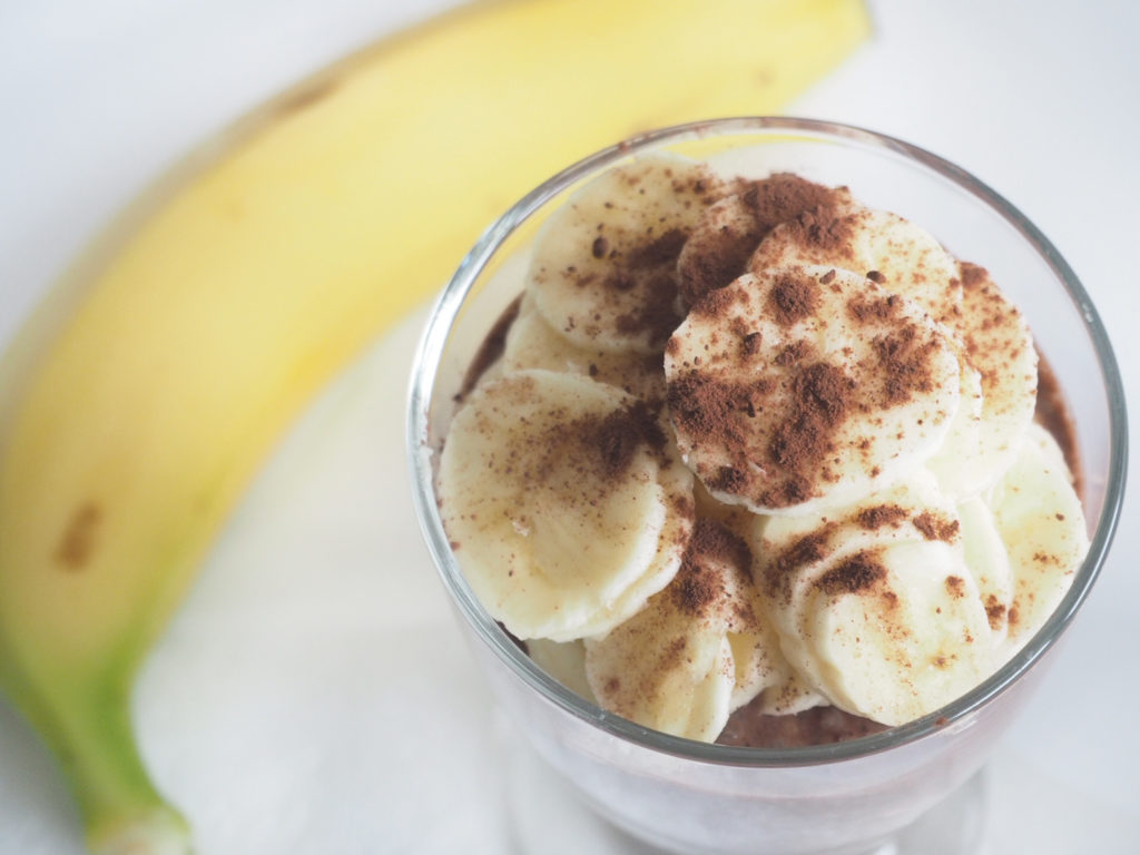 gesunder-fitness-schoko-chiasamen-bananen-pudding