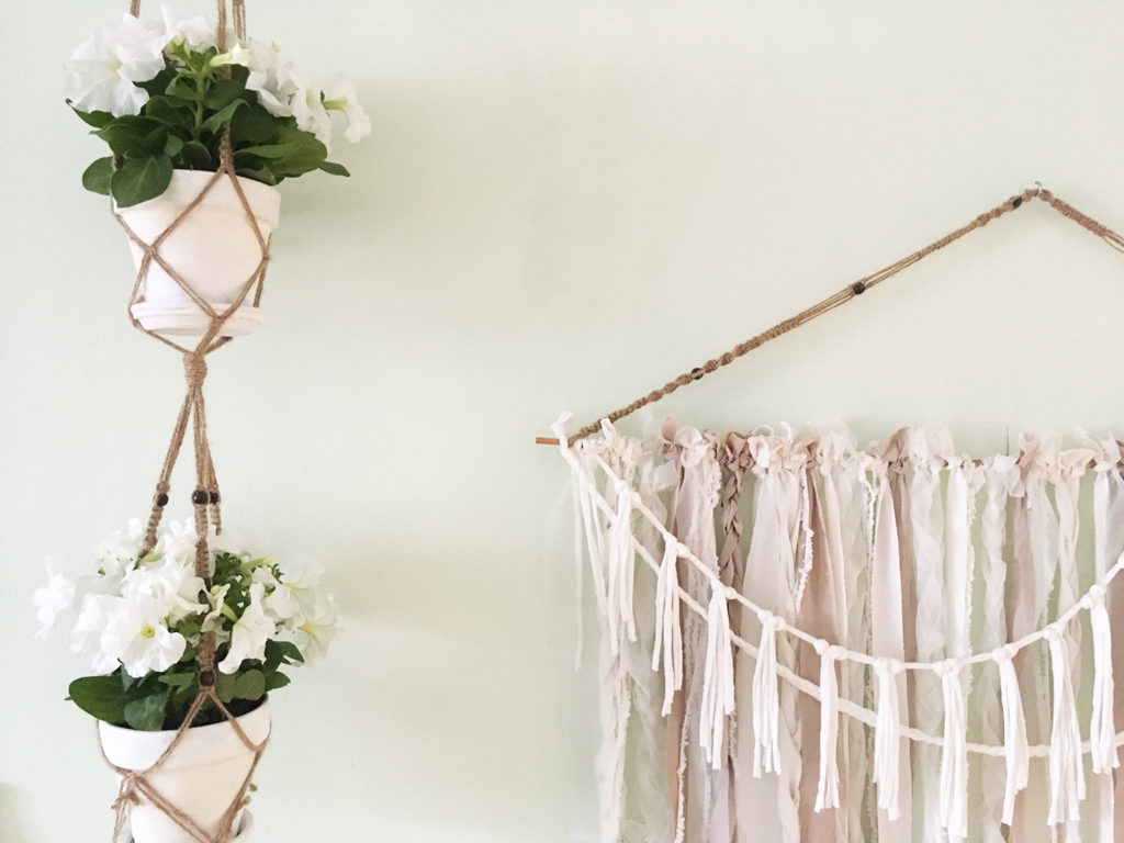 diy-blumenampel-knüpfen-im-bohostil