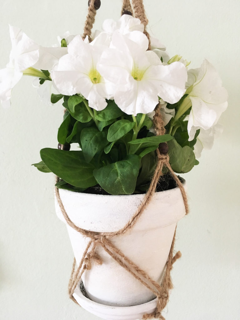 diy-blumenampel-knüpfen-im-bohostil