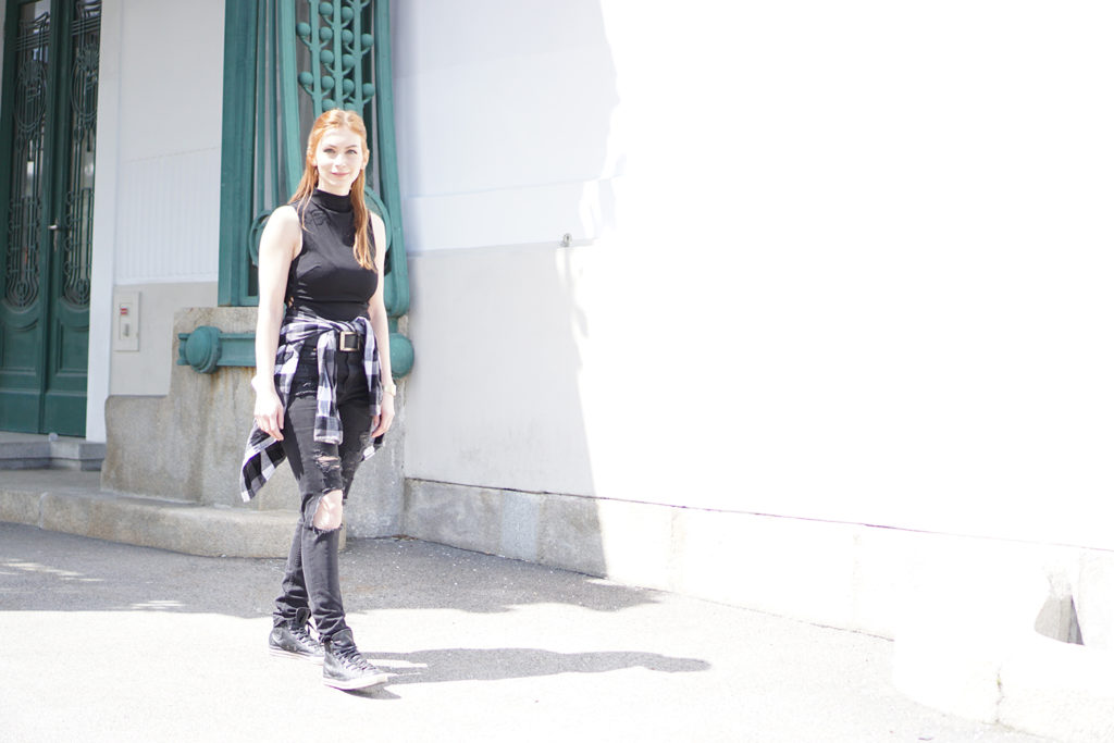 diy-destroyed-jeans