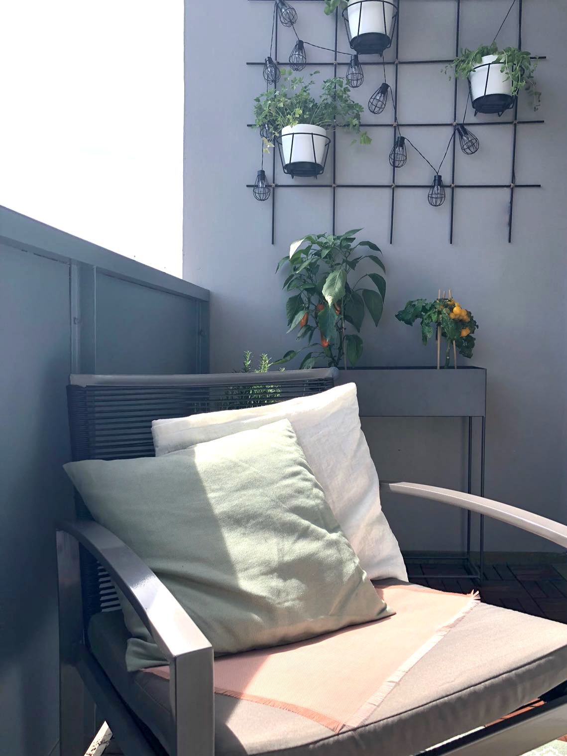 10 Tipps wie du einen kleinen Balkon dekorativ und funktional gestaltest